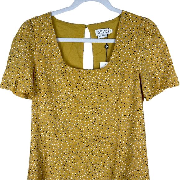 Molly Bracken Fitted Scoop Neck Saffron Yellow Woven Dress Size Small - Picture 4 of 8